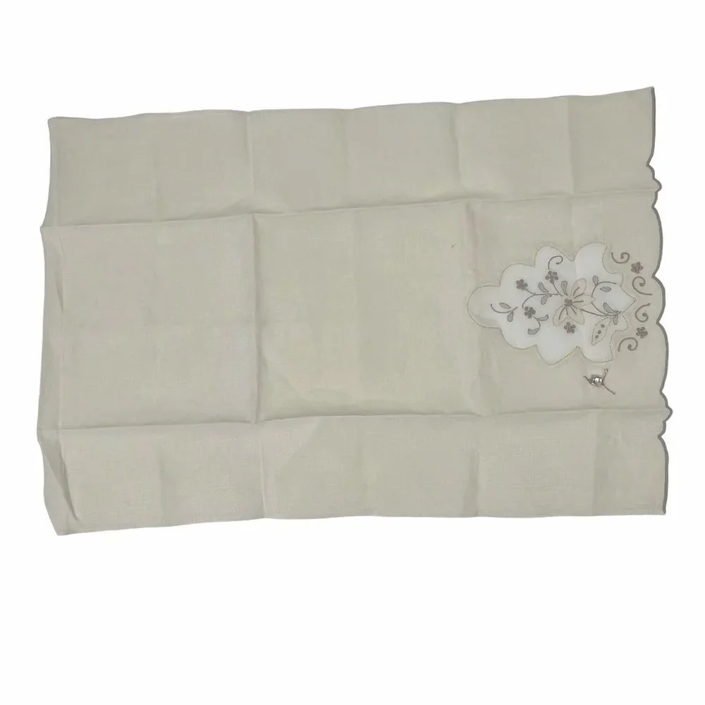 Vintage Set of 2 Beige Floral Embroidered Tea Towels
